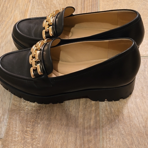 Antonio Melani Black Flats with Gold Accent - Picture 2 of 2